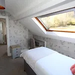 Fern Howe 4*