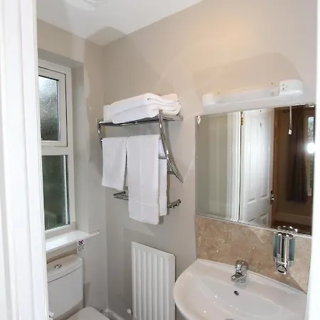 Fern Howe בית הארחה