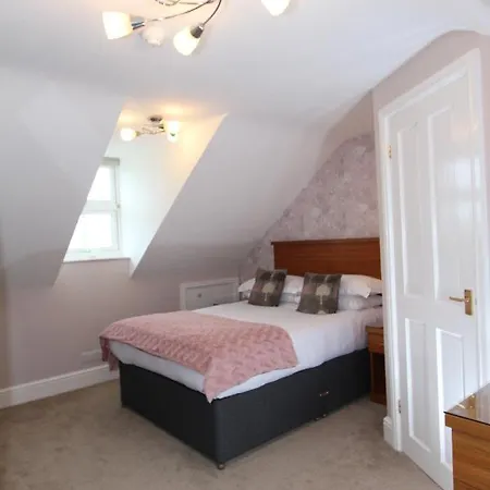 Fern Howe ברייתווייט