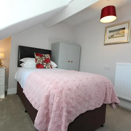 Fern Howe ברייתווייט