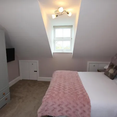 Fern Howe Penzion Braithwaite